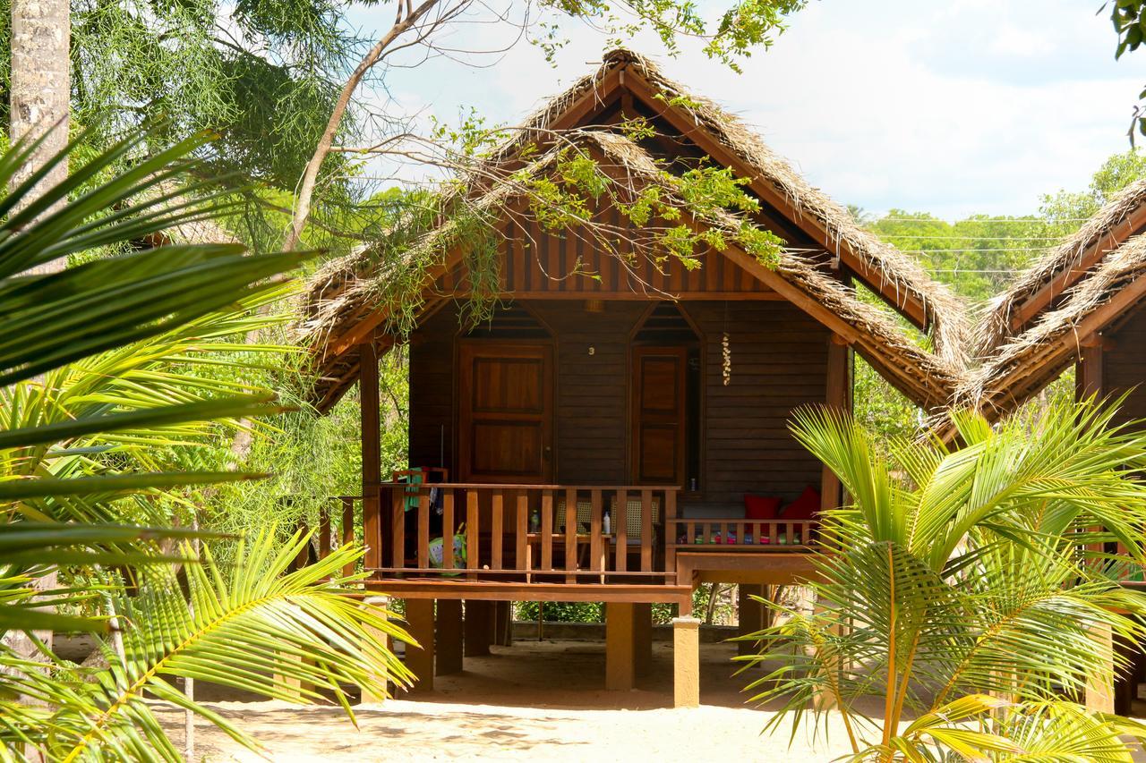 Shiva'S Beach Cabanas Tangalle Dış mekan fotoğraf