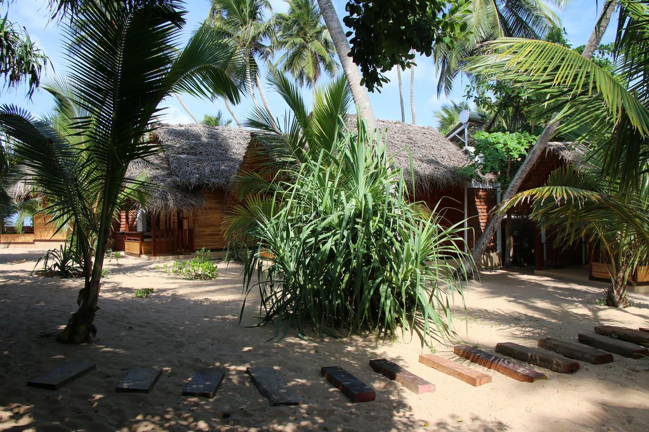 Shiva'S Beach Cabanas Tangalle Dış mekan fotoğraf