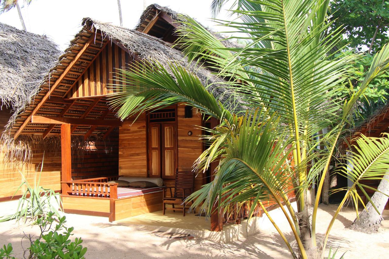 Shiva'S Beach Cabanas Tangalle Dış mekan fotoğraf